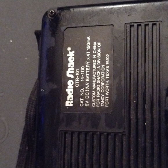 Radio Shack Voice Activated Cassette Recorder - Picture 2 of 2
